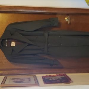 John Weitz Vintage Double Breasted Classic Olive Belted Trenhcoat 40R